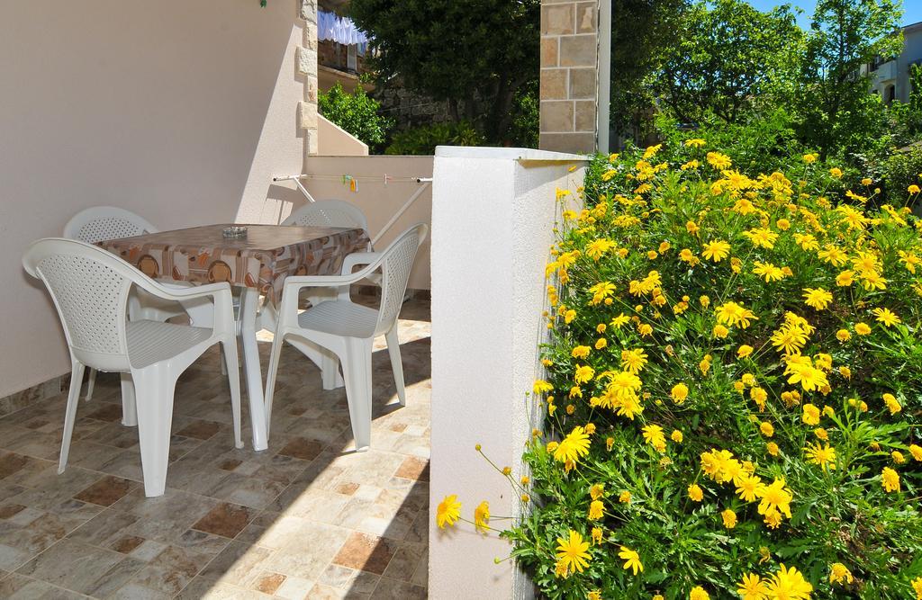 Apartments Samardzic Тиват Екстериор снимка