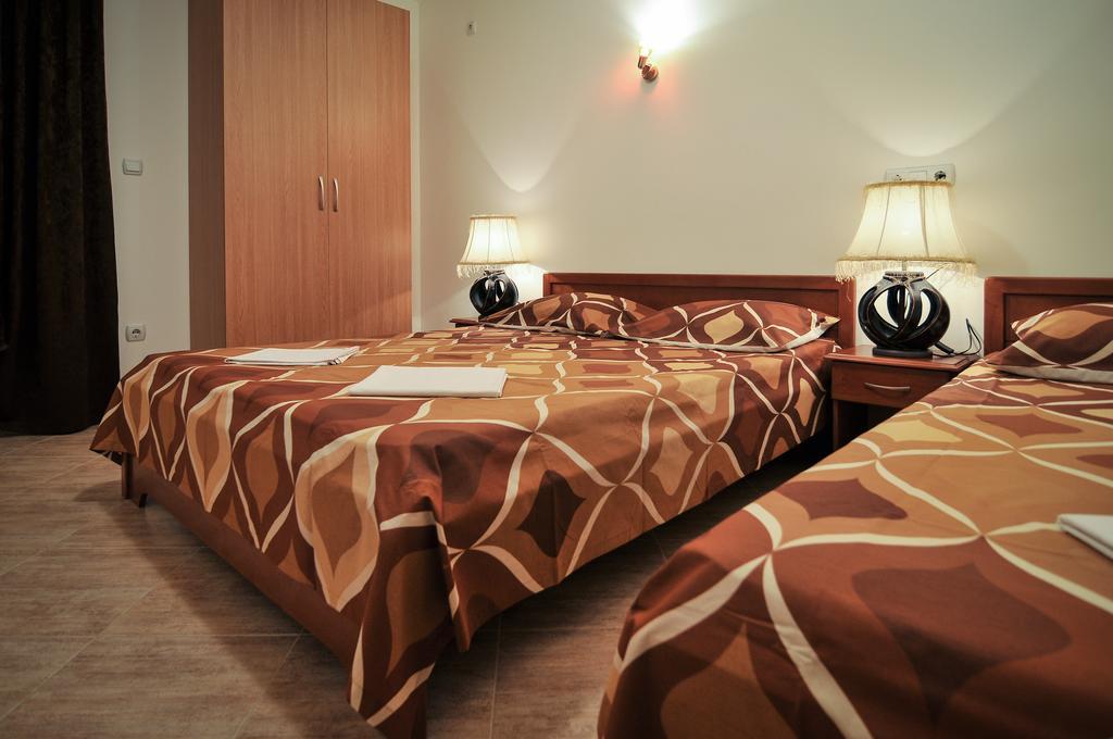 Apartments Samardzic Тиват Екстериор снимка