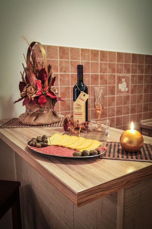 Apartments Samardzic Тиват Екстериор снимка