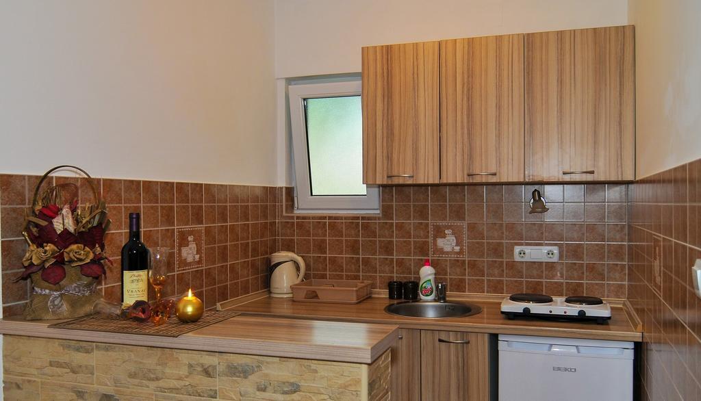 Apartments Samardzic Тиват Екстериор снимка