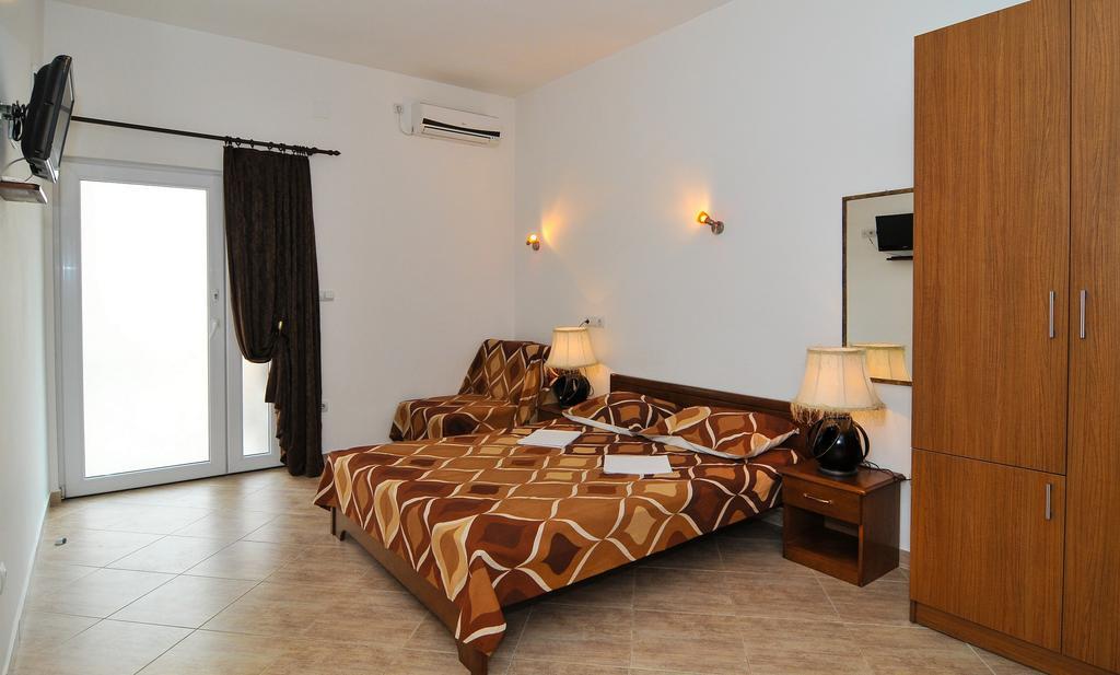 Apartments Samardzic Тиват Екстериор снимка